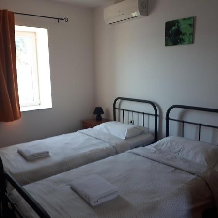 Guest House Provista Veli Iž Εξωτερικό φωτογραφία
