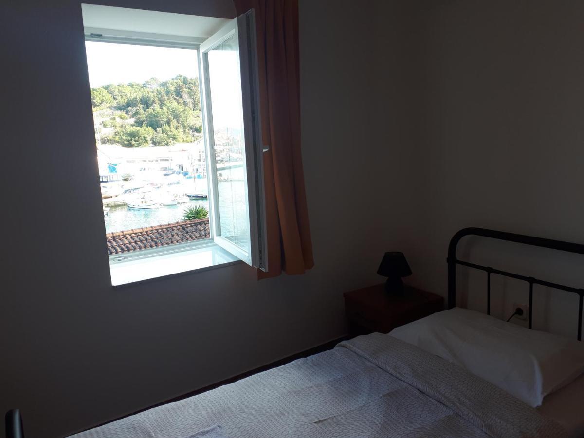 Guest House Provista Veli Iž Εξωτερικό φωτογραφία